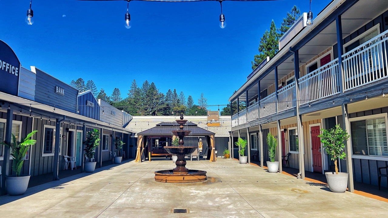 Photo of Outdoor in Willits