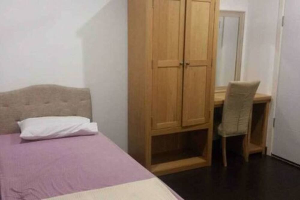 Photo of Bedroom in Port Moresby