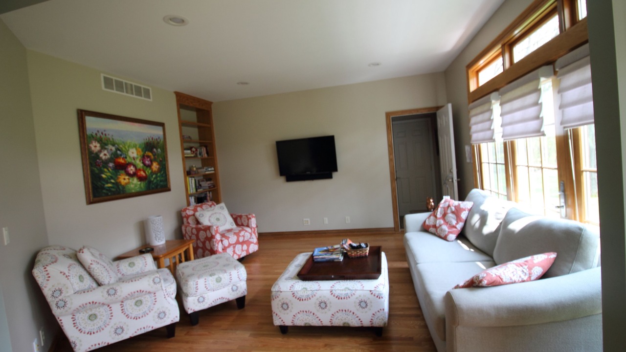 Photo of Livingroom in Saugatuck
