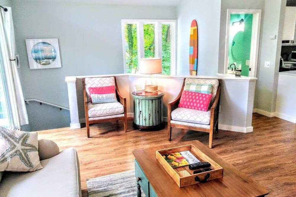 Photo of Livingroom in Fennville