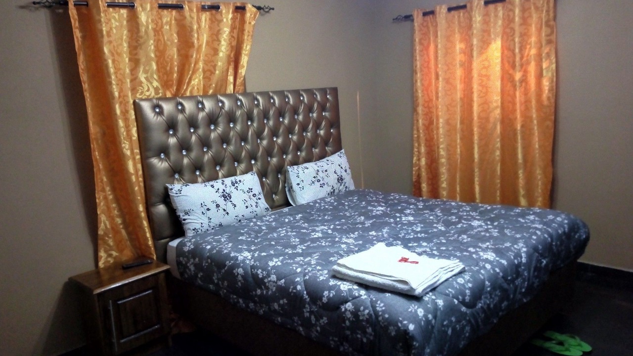 Photo of Bedroom in Cathedral Hill