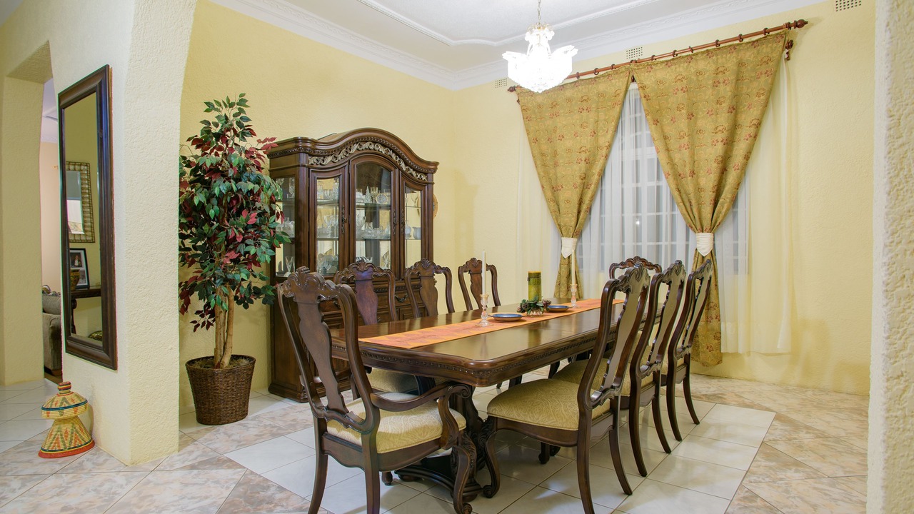 Photo of Livingroom in Harare