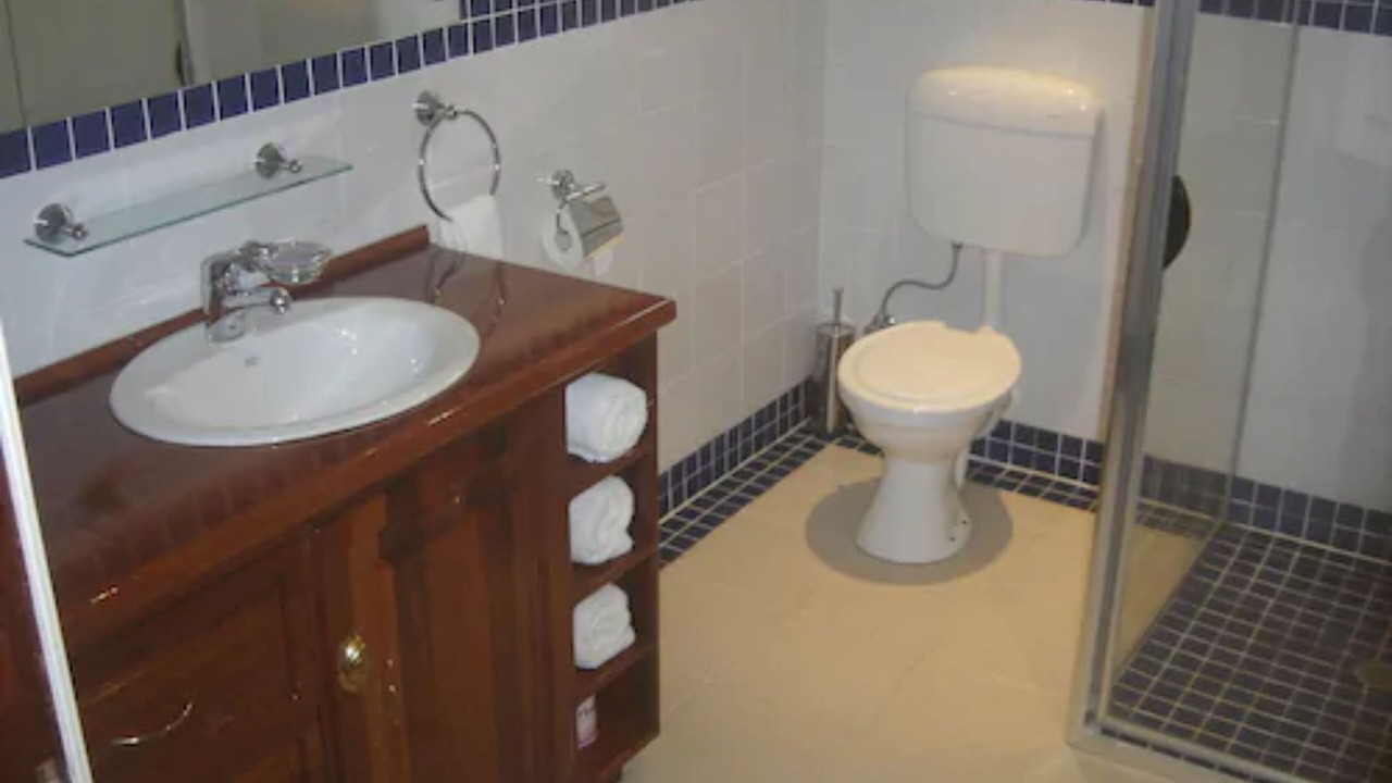 Photo of Bathroom in Alotau