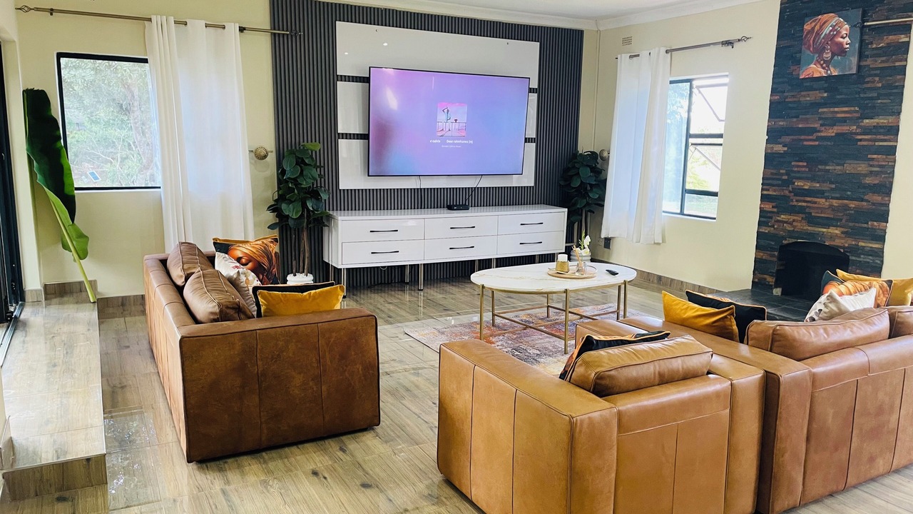 Photo of Livingroom in Harare East