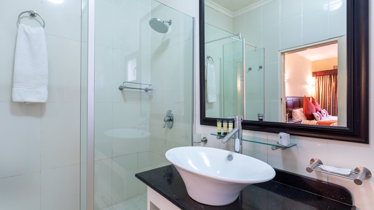 Photo of Bathroom in Cathedral Hill