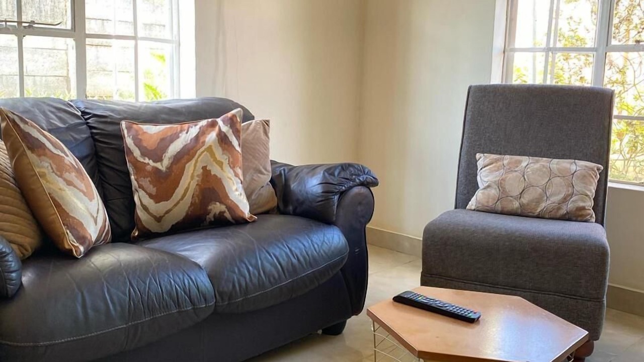 Photo of Livingroom in Harare East