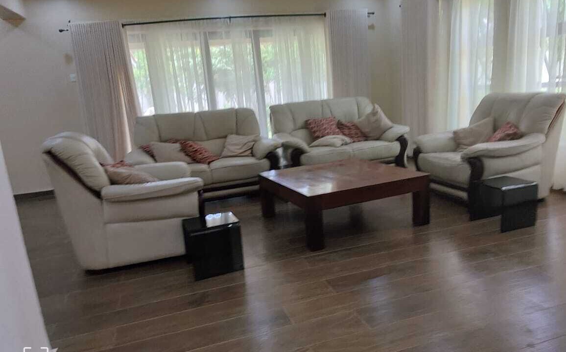Photo of Livingroom in Greendale