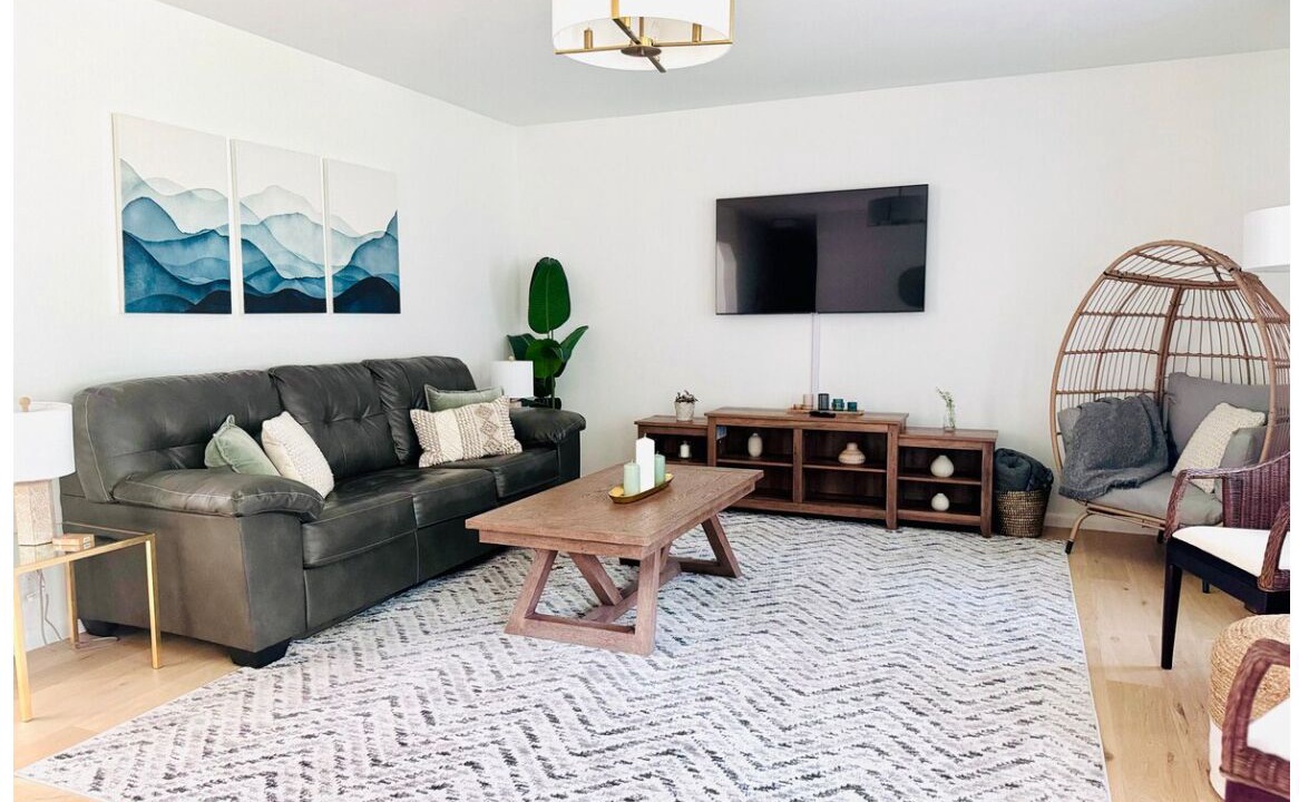 Photo of Livingroom in Warrensburg