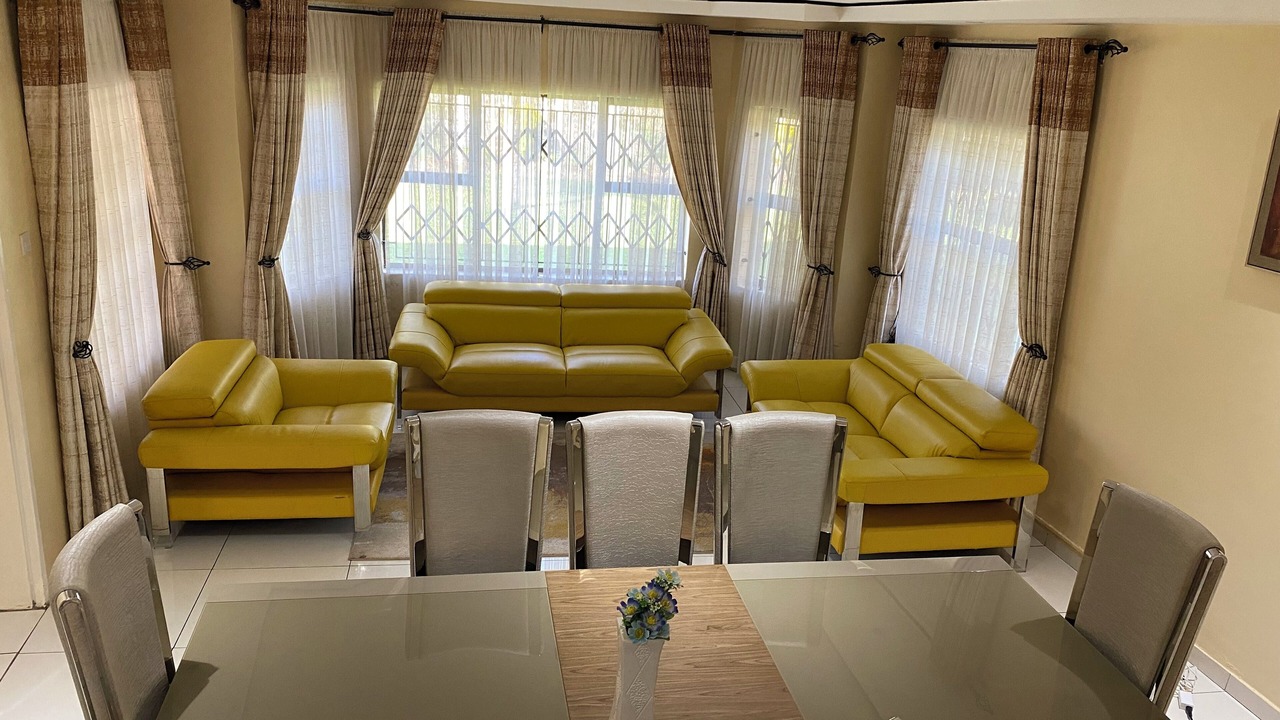 Photo of Livingroom in Harare