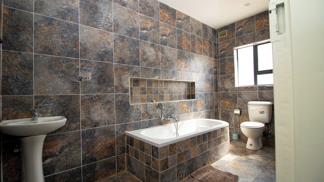 Photo of Bathroom in Victoria Falls