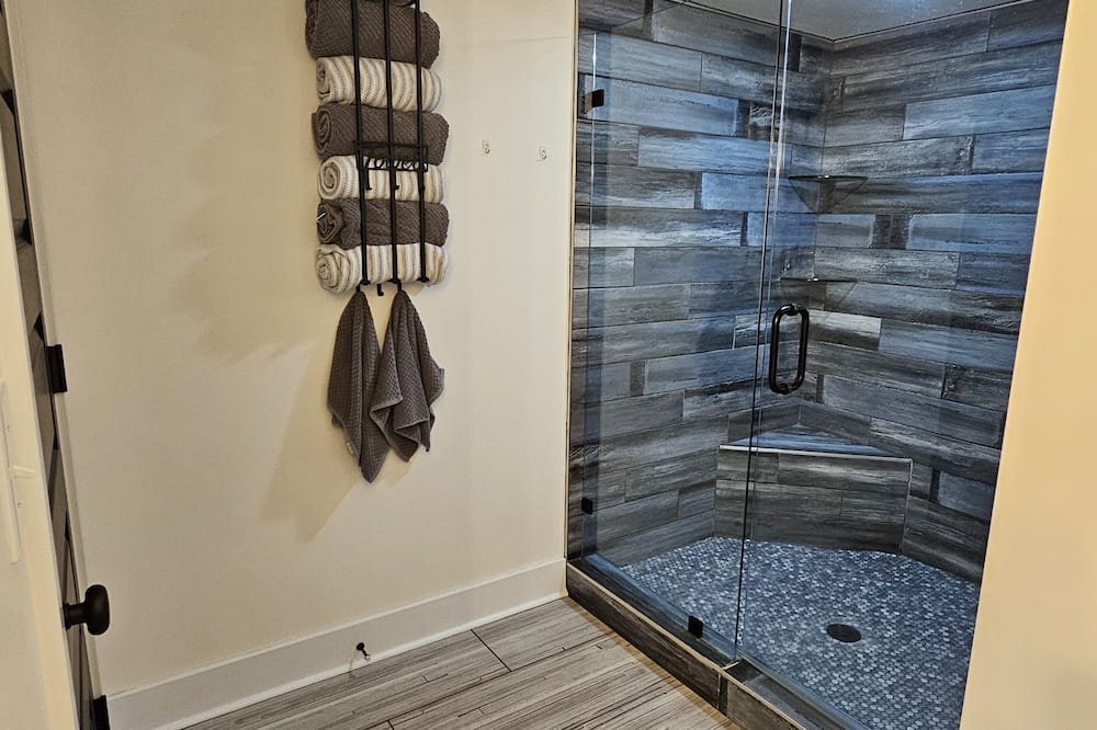 Photo of Bathroom in Rutledge