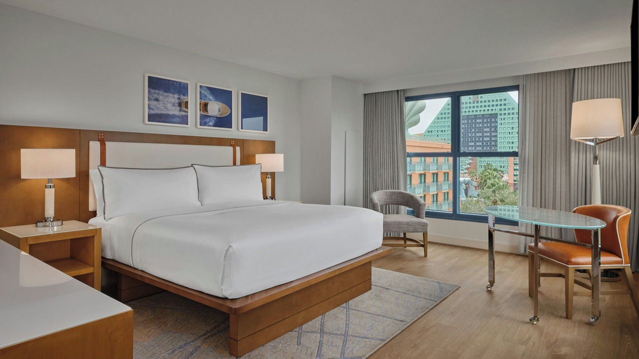 Photo of Bedroom in Bay Lake