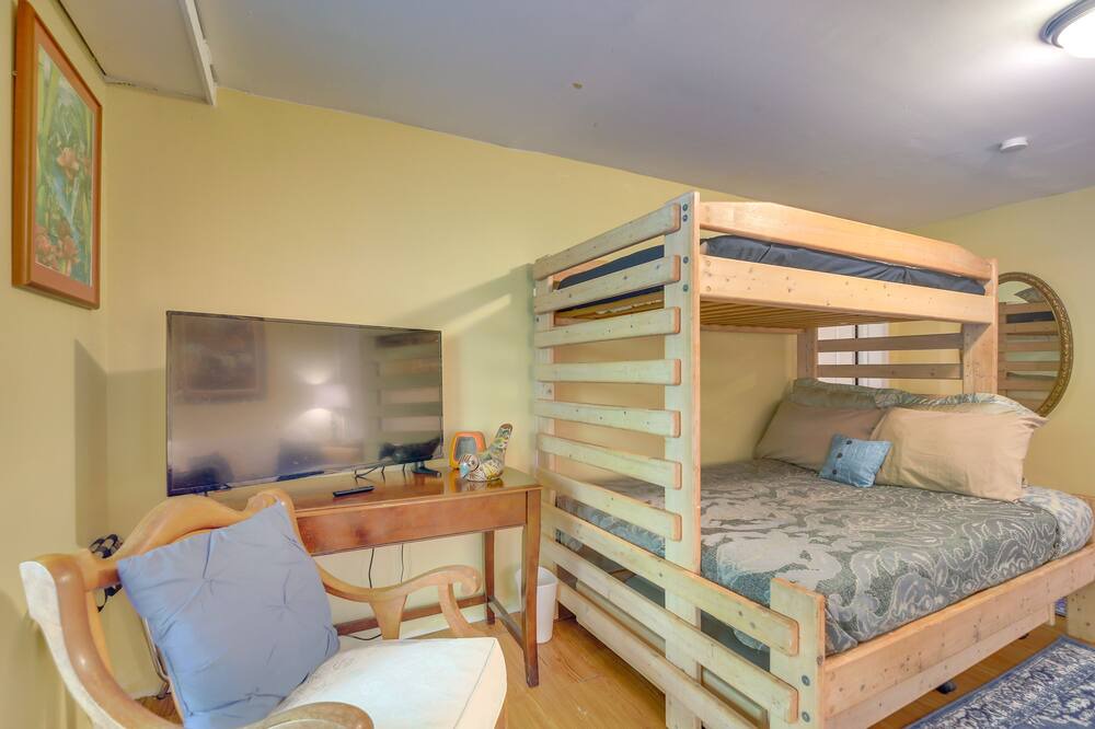 Photo of Bedroom in Warren