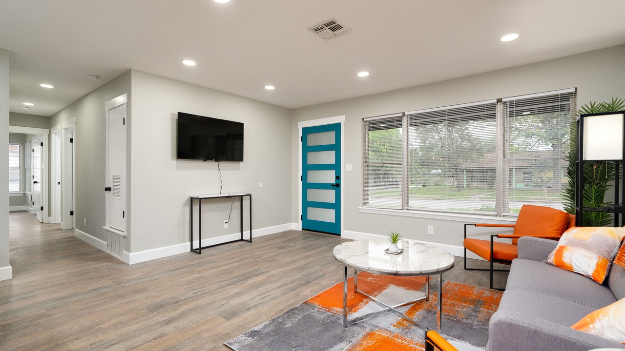 Photo of Livingroom in Shearer Hills - Ridgeview