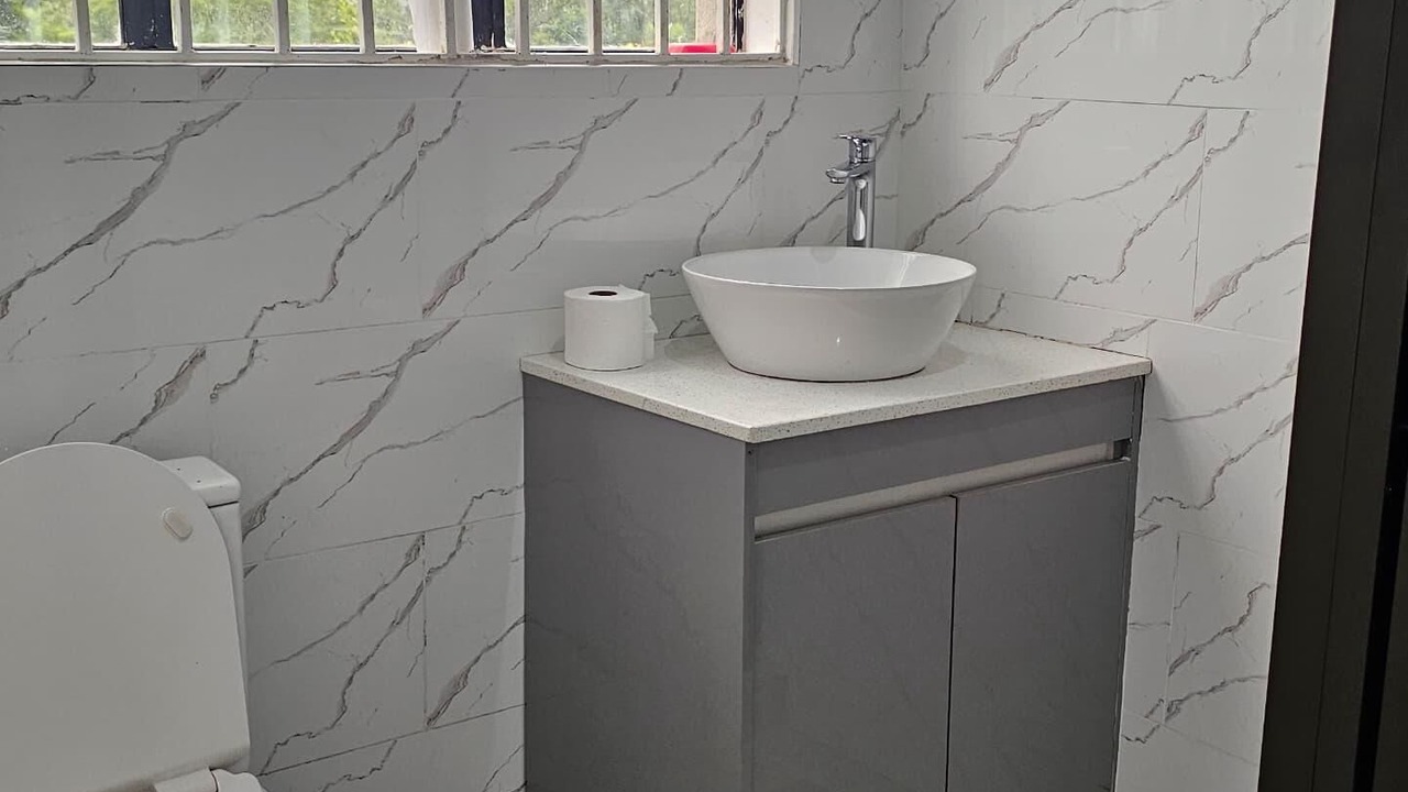 Photo of Bathroom in Greendale