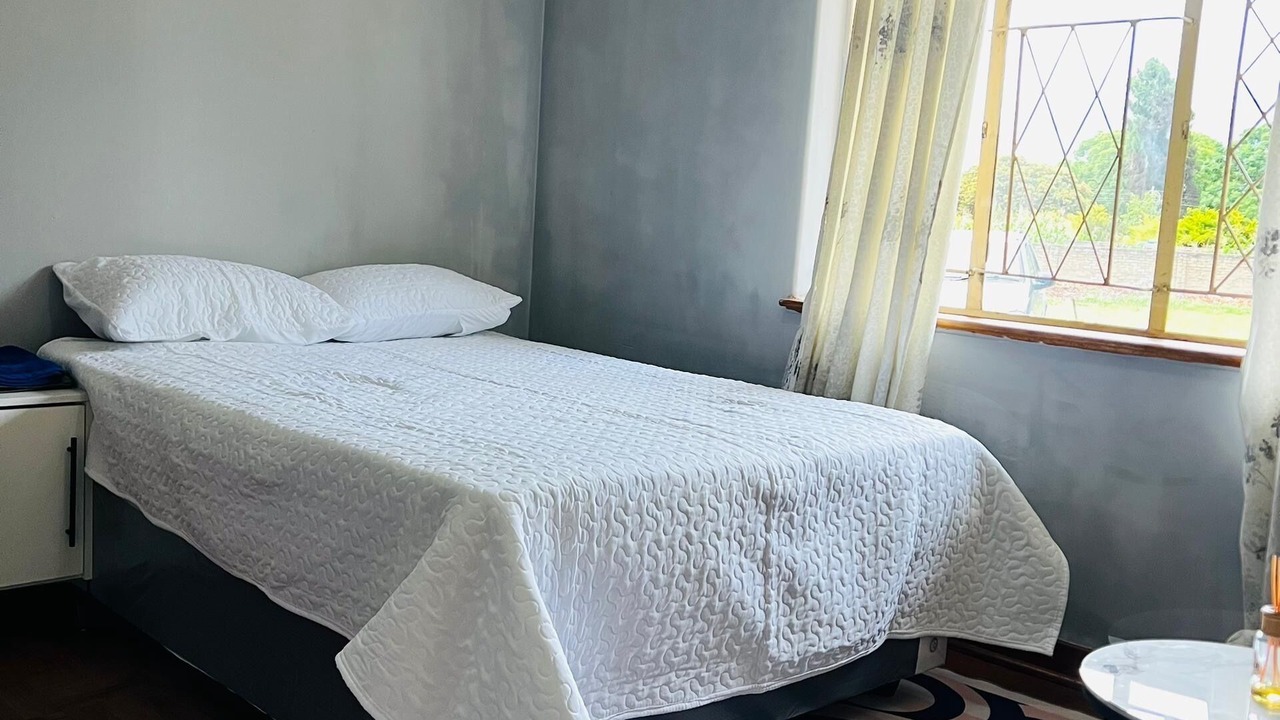Photo of Bedroom in Greendale