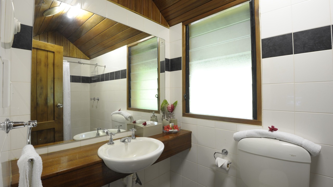 Photo of Bathroom in Kokopo