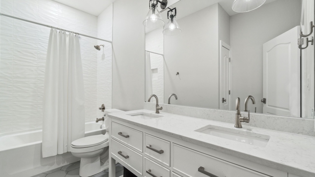 Photo of Bathroom in Rosemary Beach