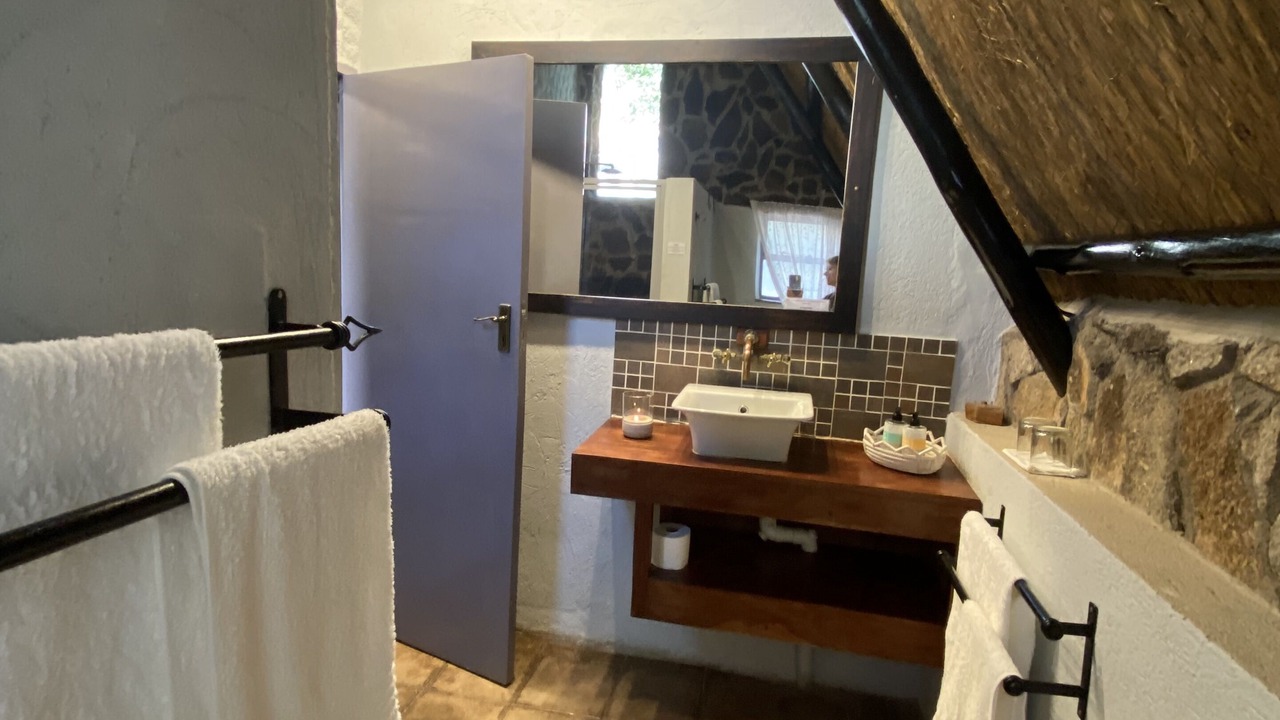 Photo of Bathroom in Matopos