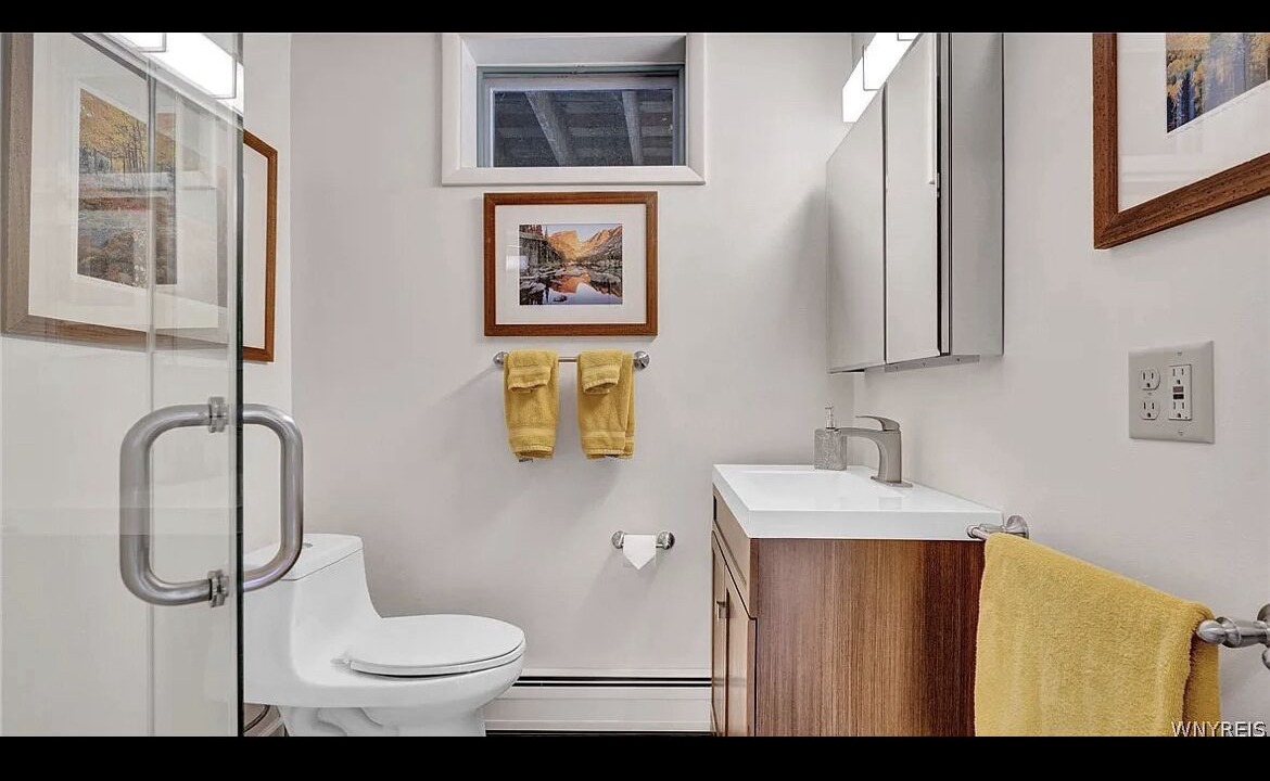 Photo of Bathroom in Ellicottville
