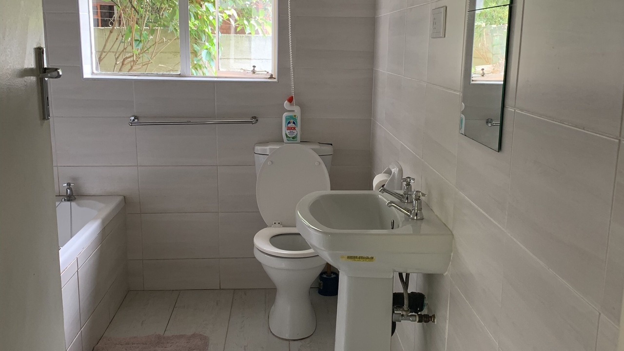 Photo of Bathroom in Greendale
