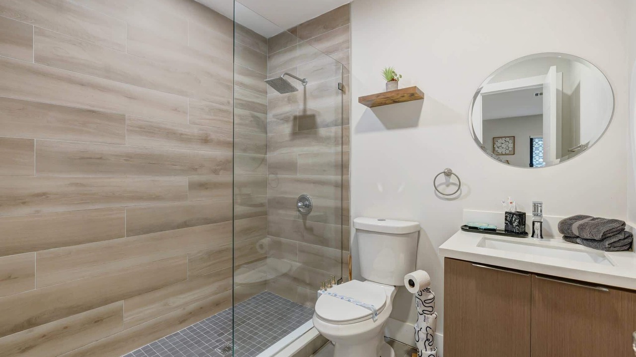 Photo of Bathroom in West Little River