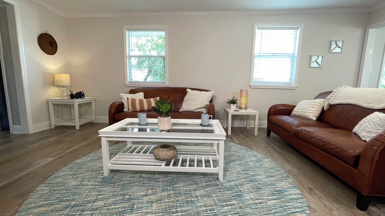 Photo of Livingroom in River District