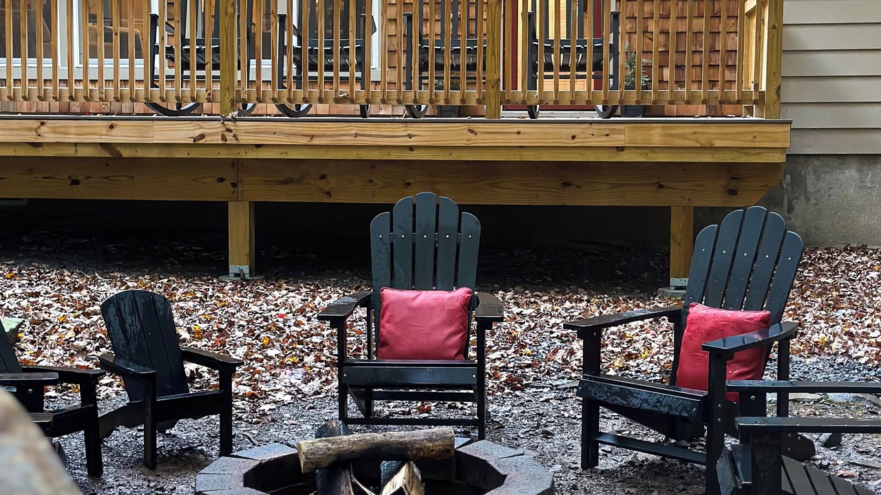 Photo of Patio Balcony in Pocono Lake