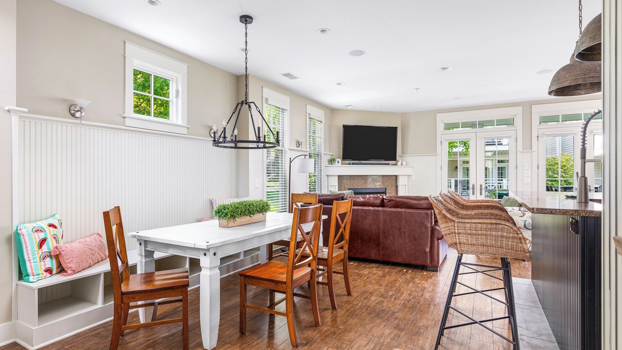 Photo of Livingroom in Saugatuck