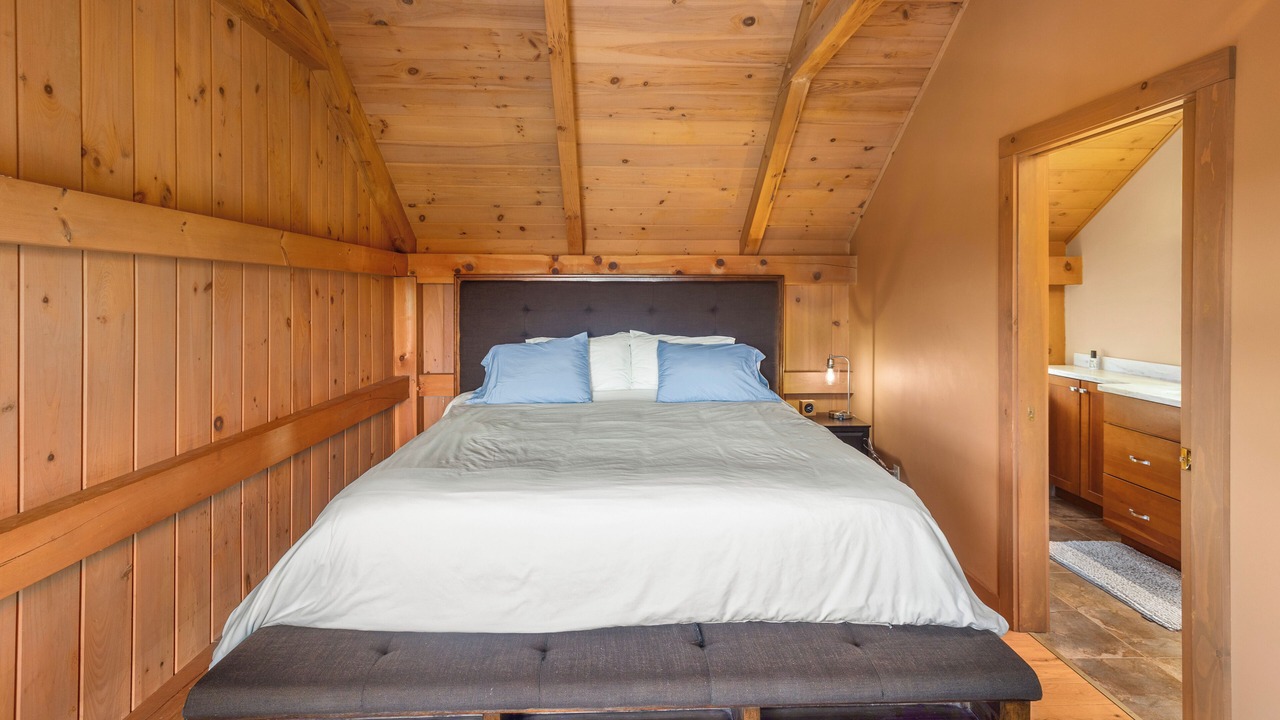 Photo of Bedroom in Stowe
