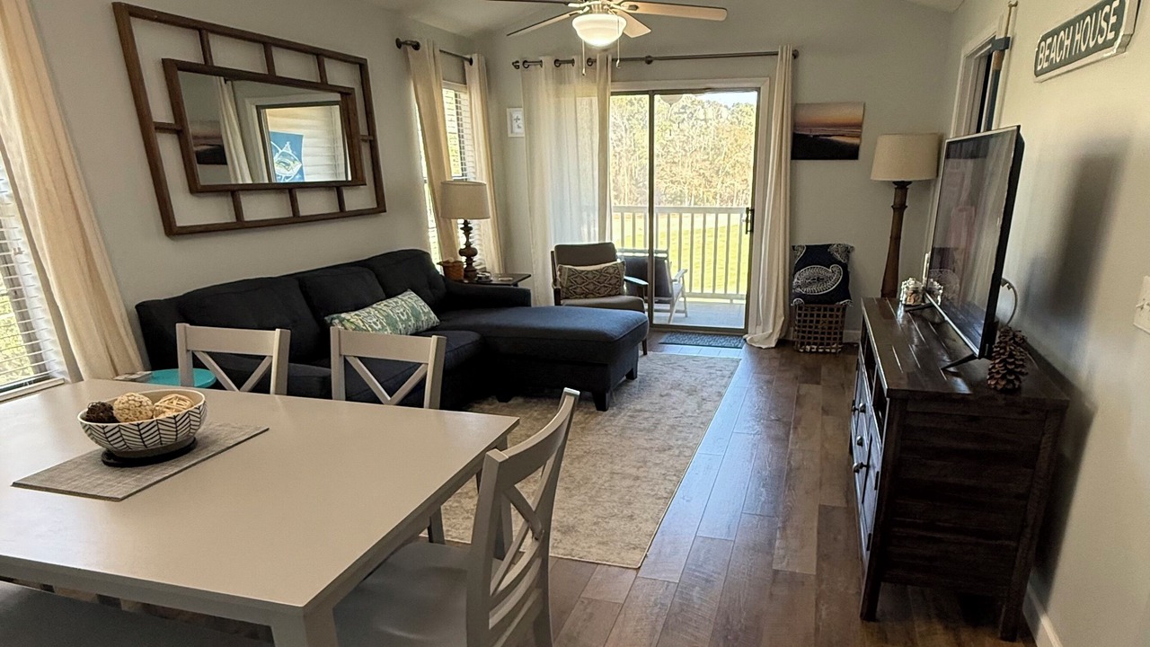 Photo of Livingroom in Pawleys Island