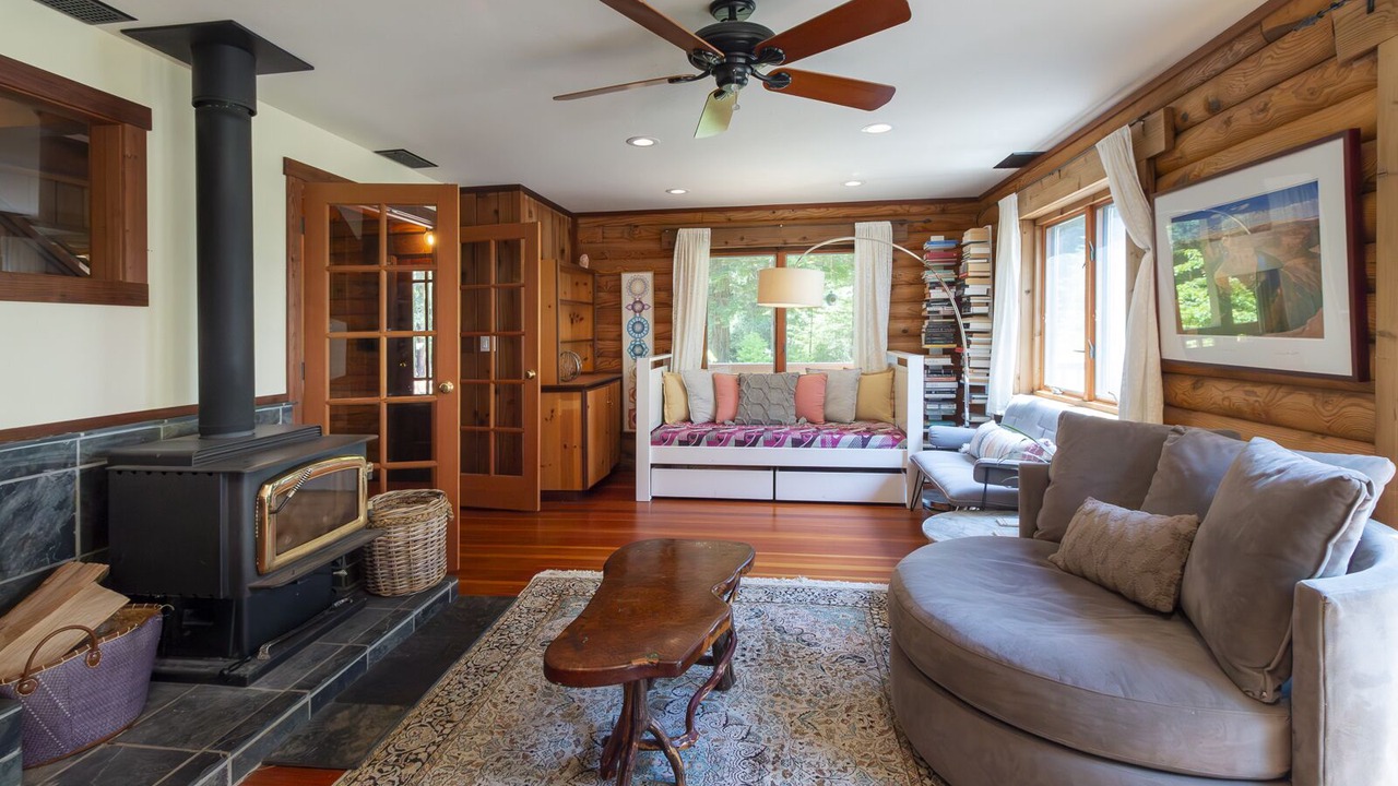 Photo of Livingroom in Albion