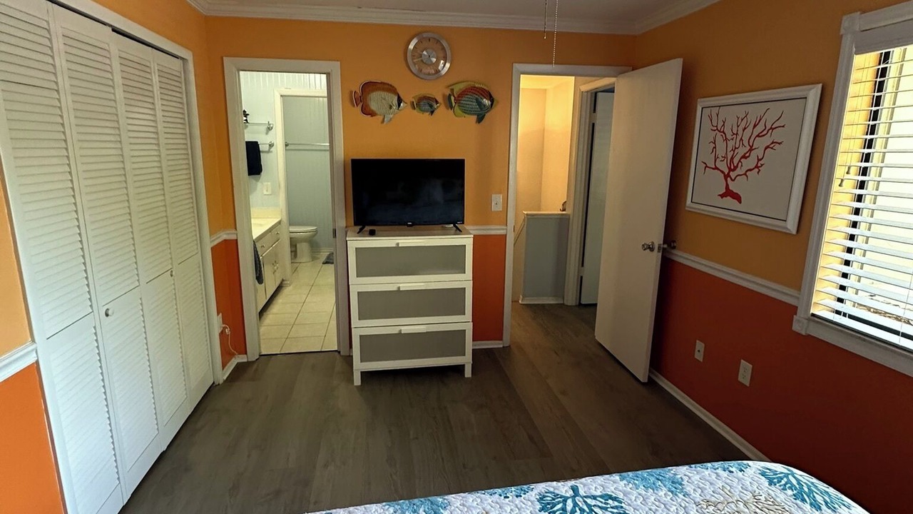 Photo of Bedroom in Ocean Woods