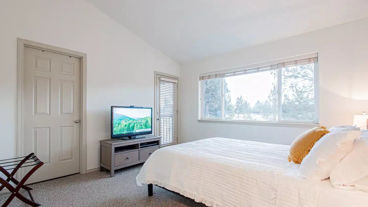 Photo of Bedroom in Redmond