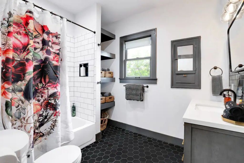 Photo of Bathroom in Southtown