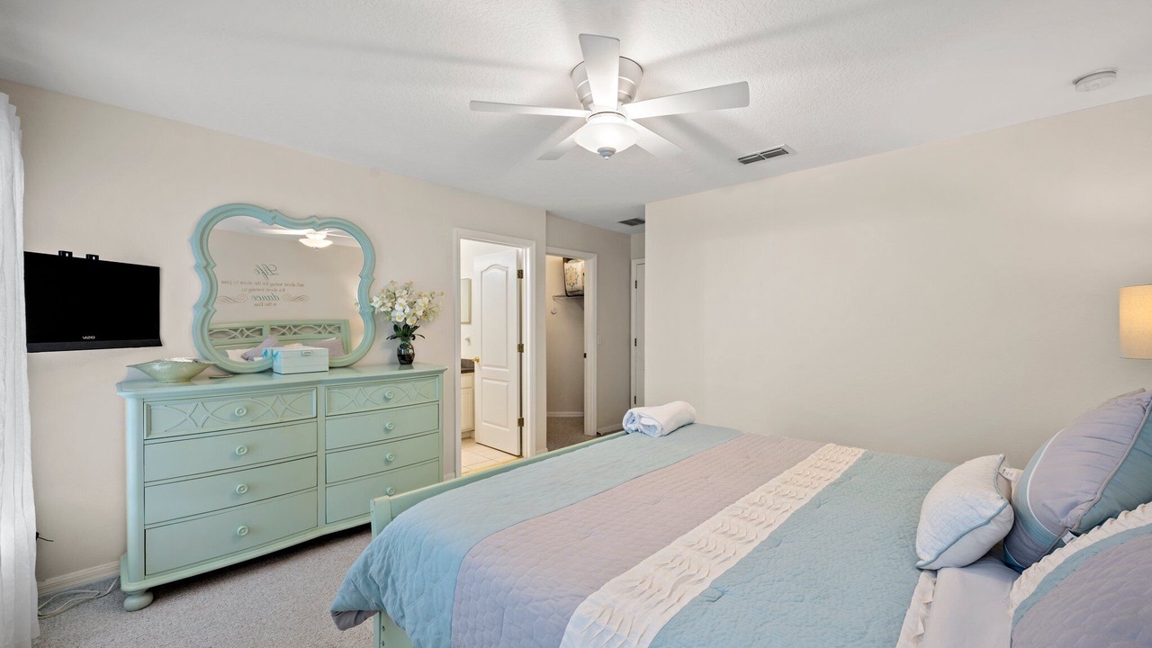 Photo of Bedroom in Sandy Ridge