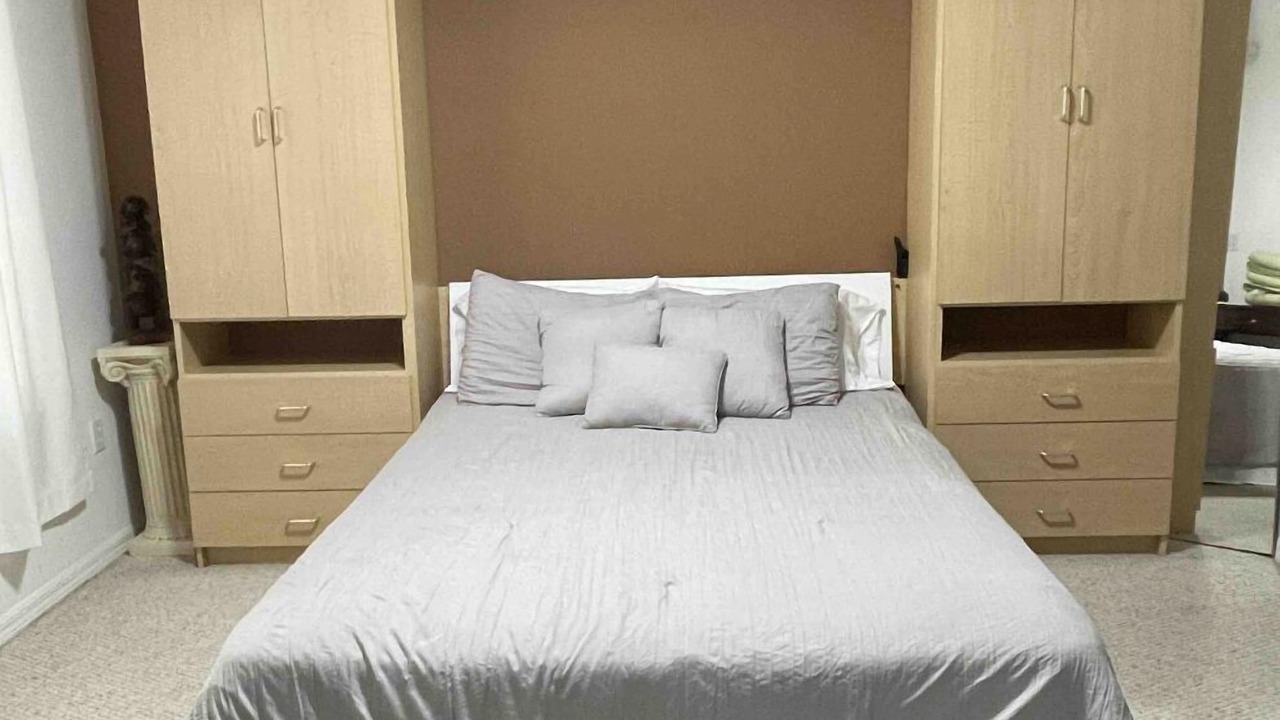 Photo of Bedroom in Sunset Lakes