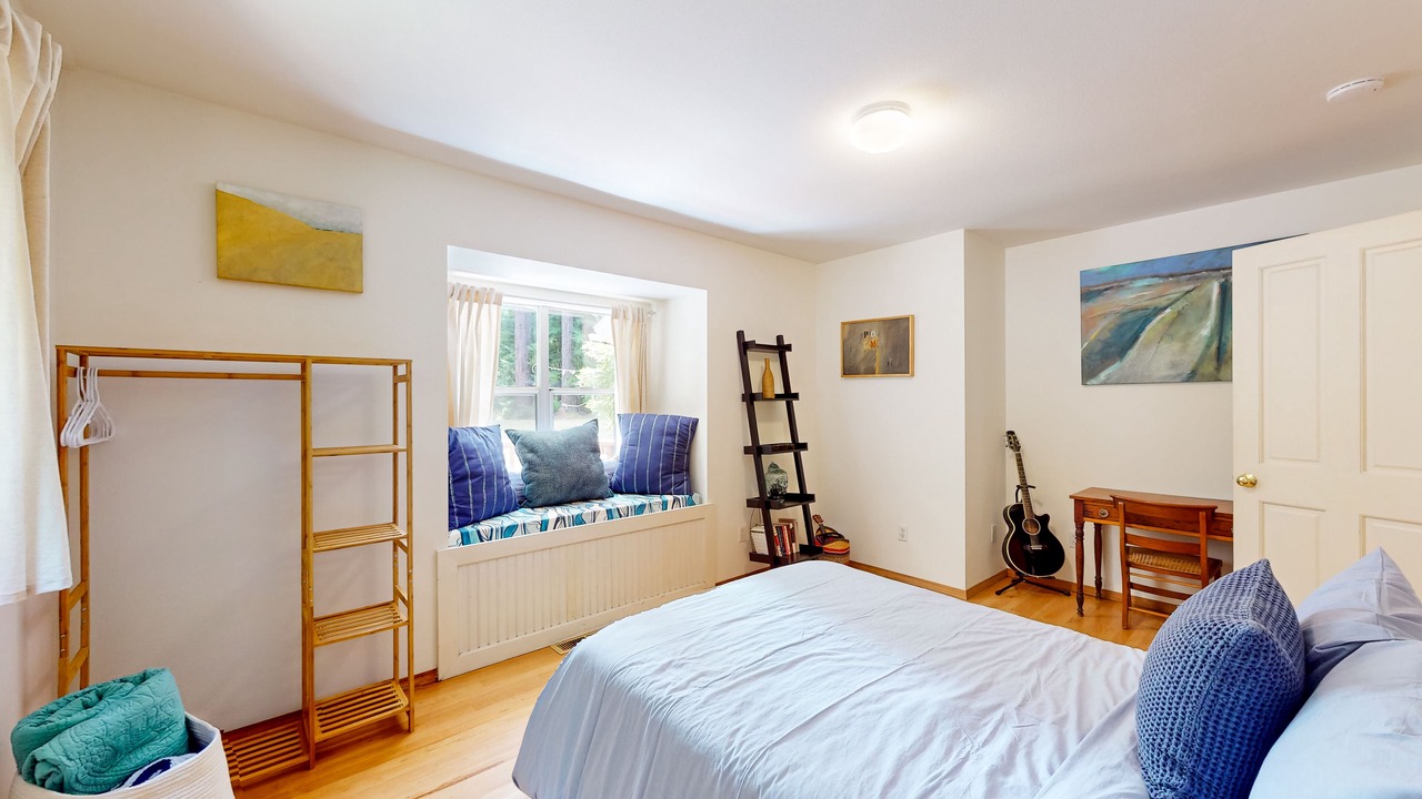 Photo of Bedroom in Little River
