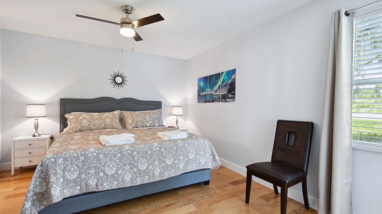 Photo of Bedroom in Lindfields