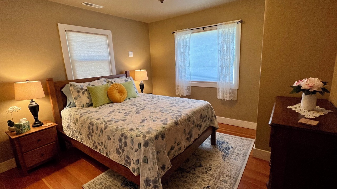 Photo of Bedroom in Redmond