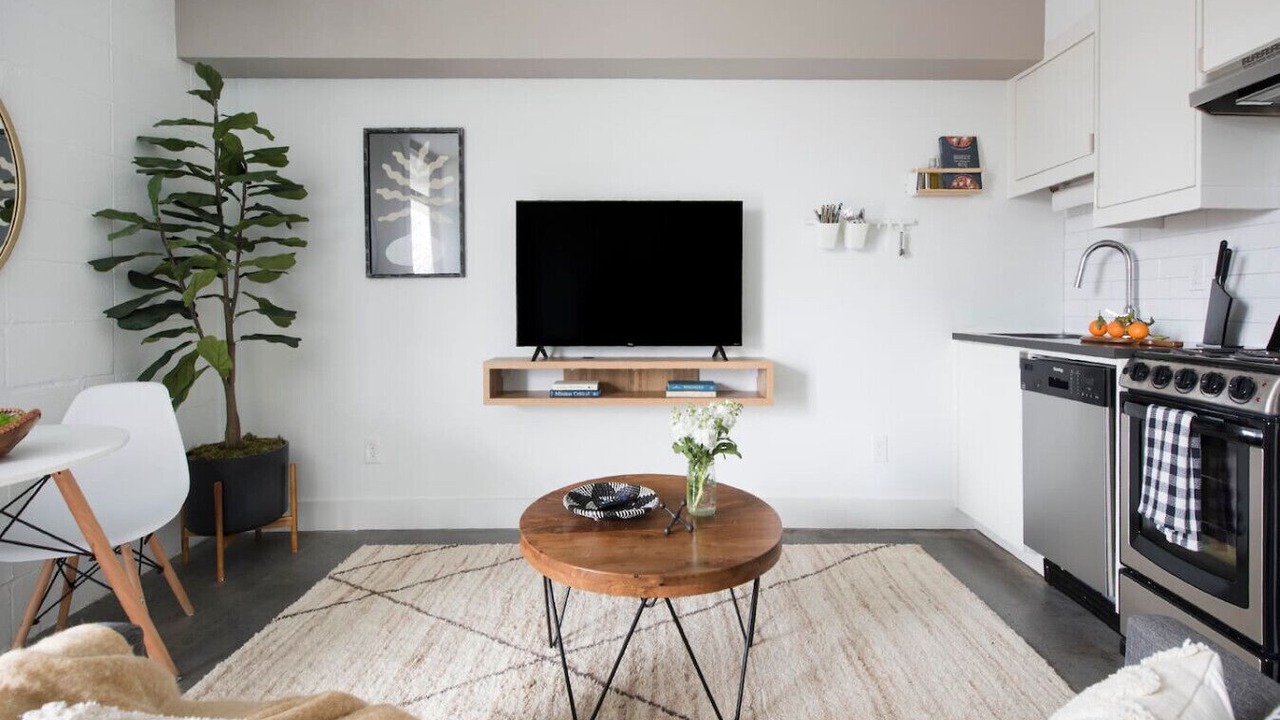 Photo of Livingroom in Virginia Highland
