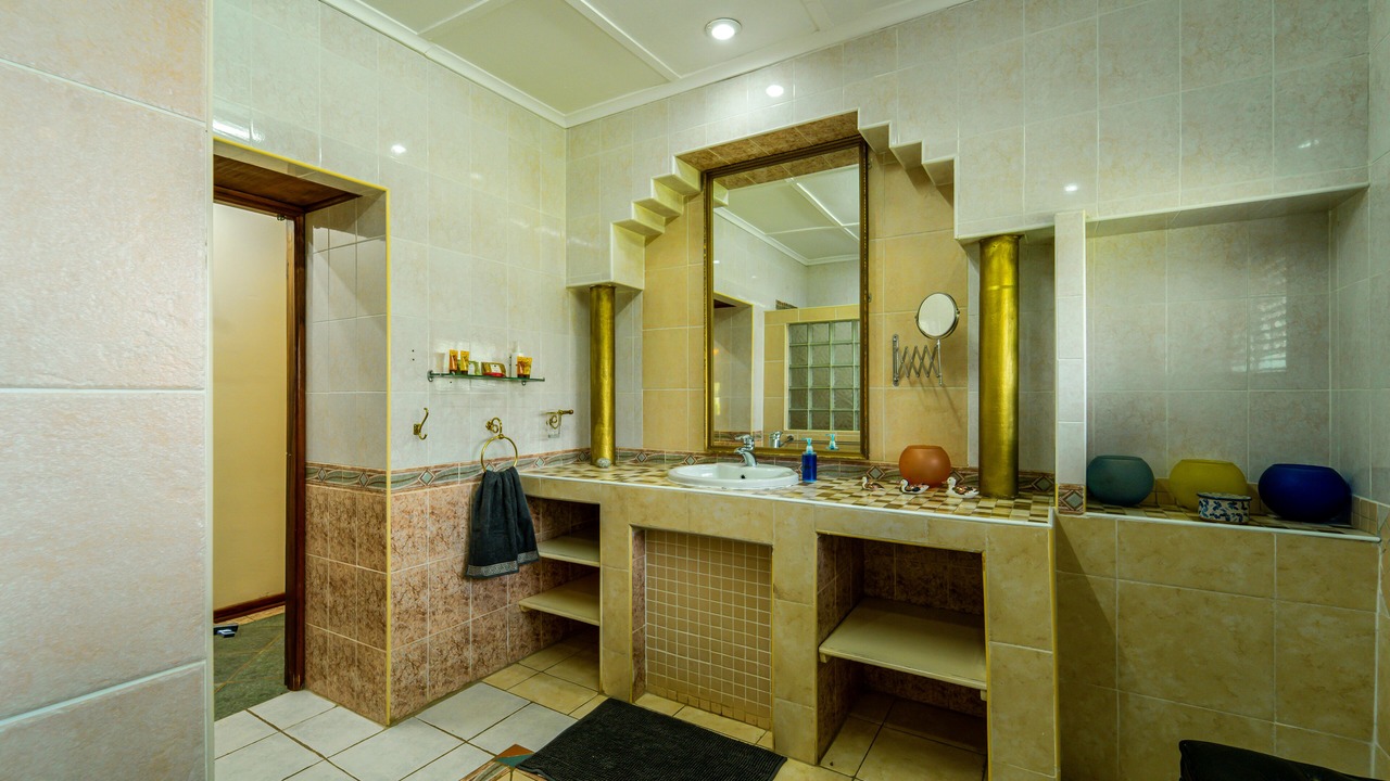 Photo of Bathroom in Victoria Falls