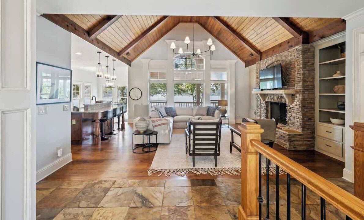 Photo of Livingroom in Eatonton