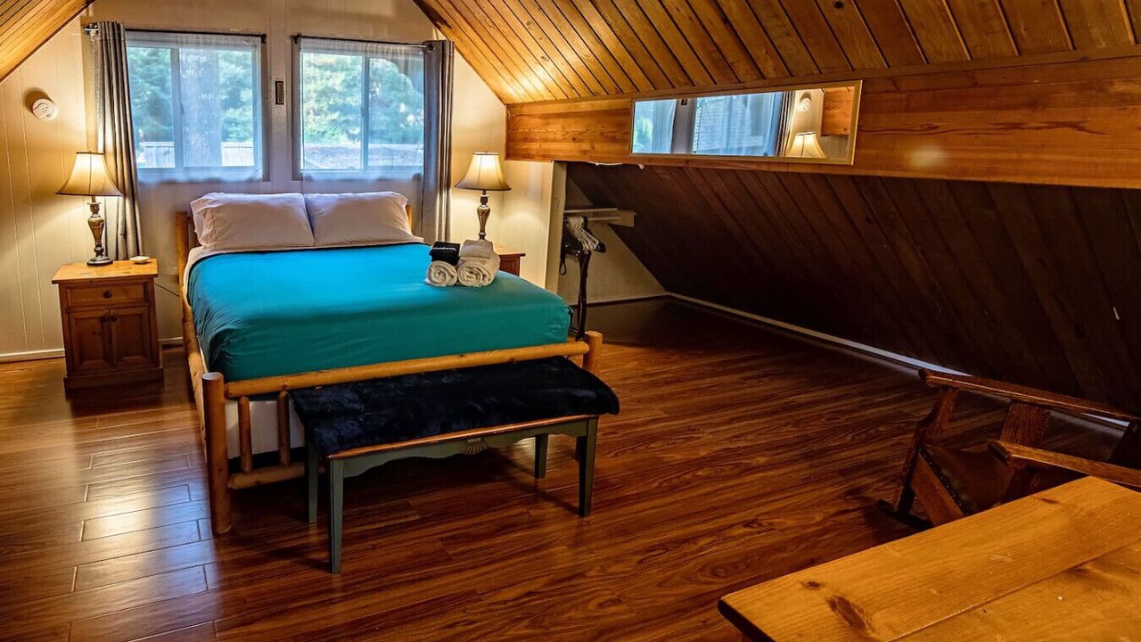 Photo of Bedroom in Marblemount