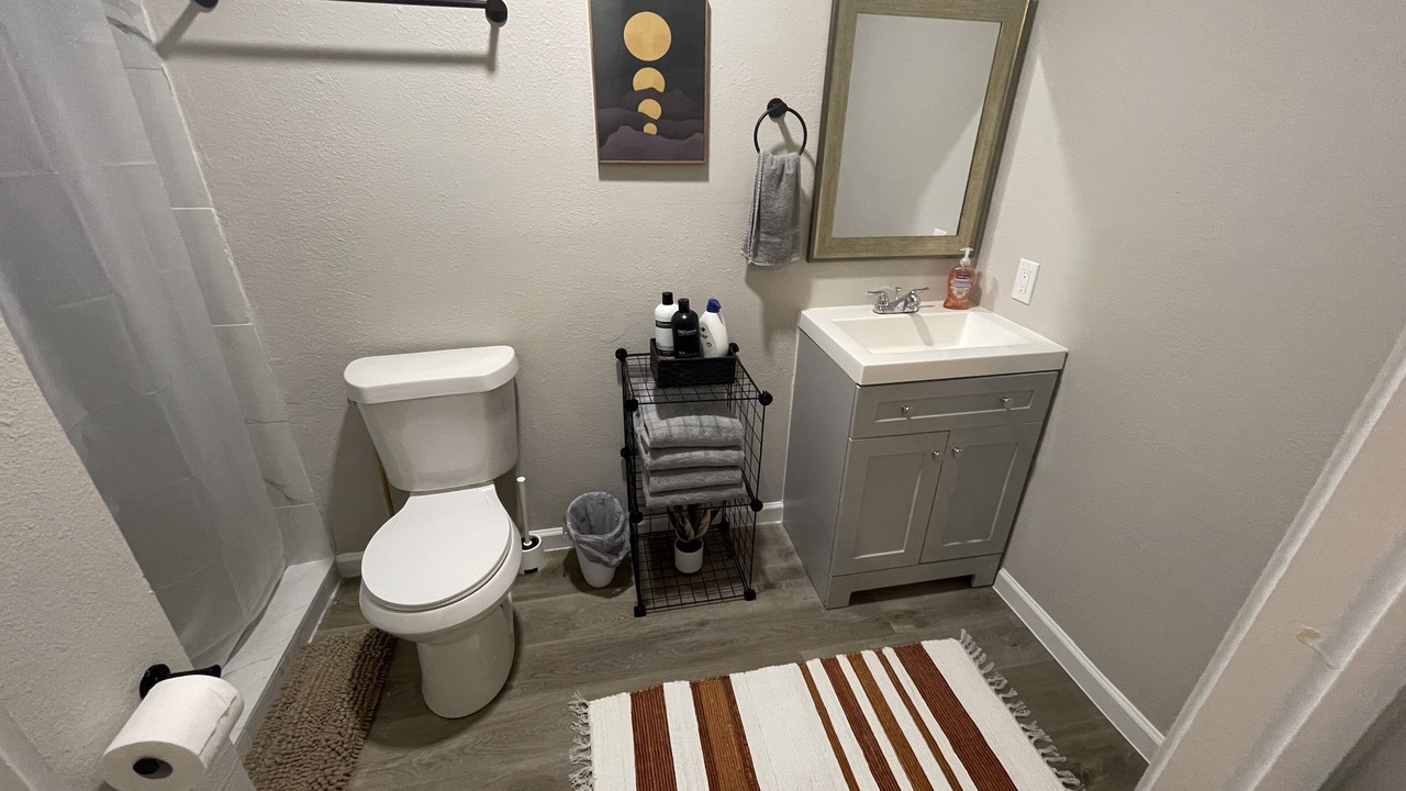 Photo of Bathroom in Shearer Hills - Ridgeview