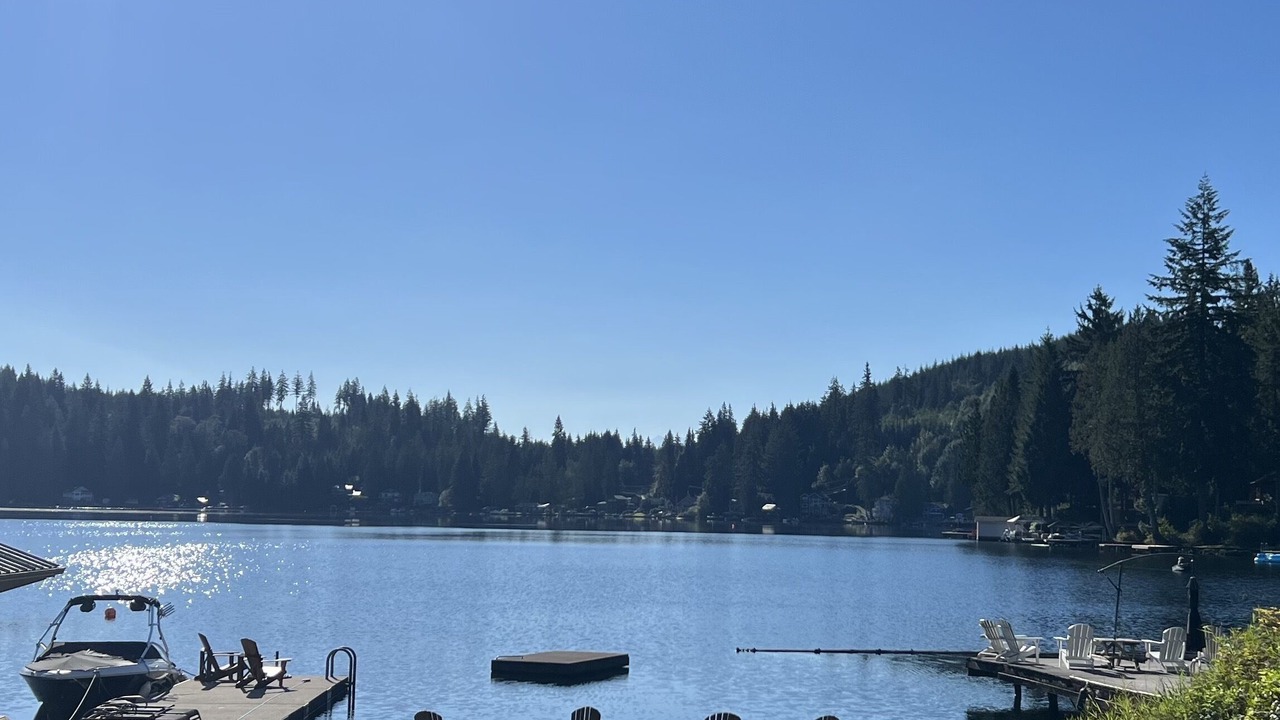 Photo of Outdoor in Lake Roesiger