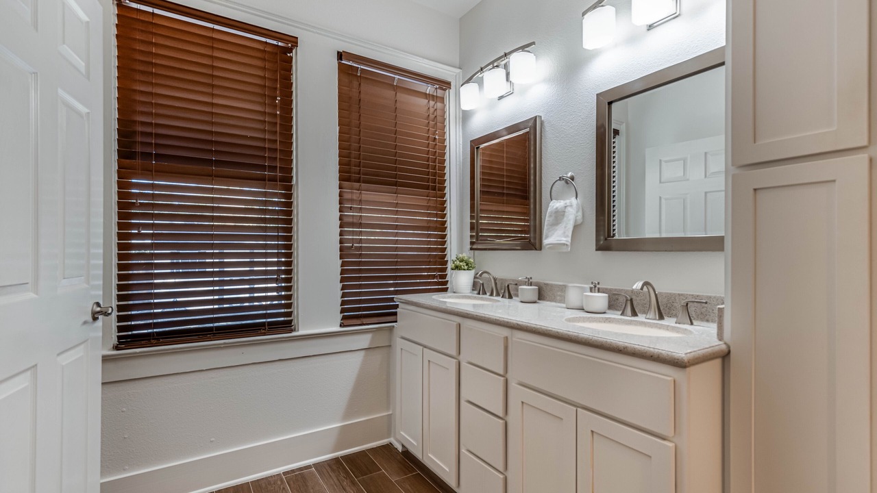Photo of Bathroom in Beacon Hill