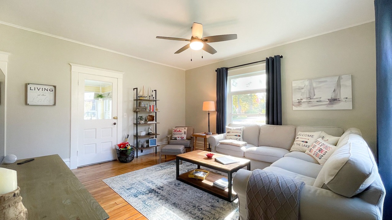 Photo of Bedroom in Harbor Springs