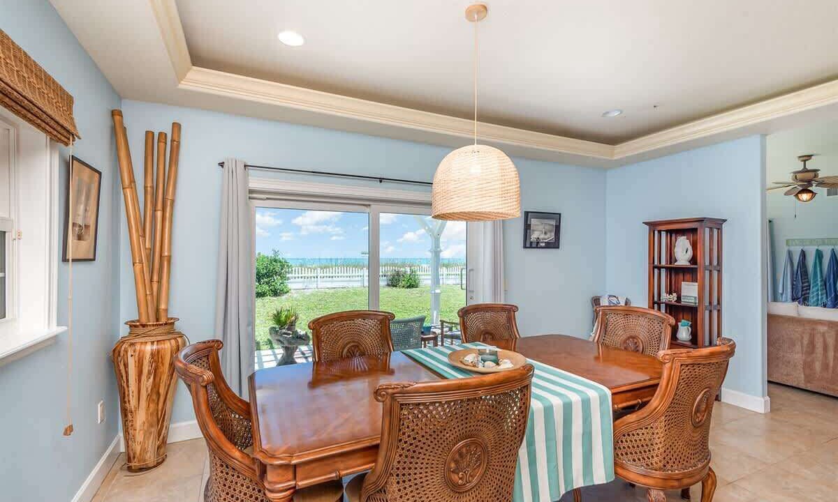 Photo of Bedroom in Cocoa Beach