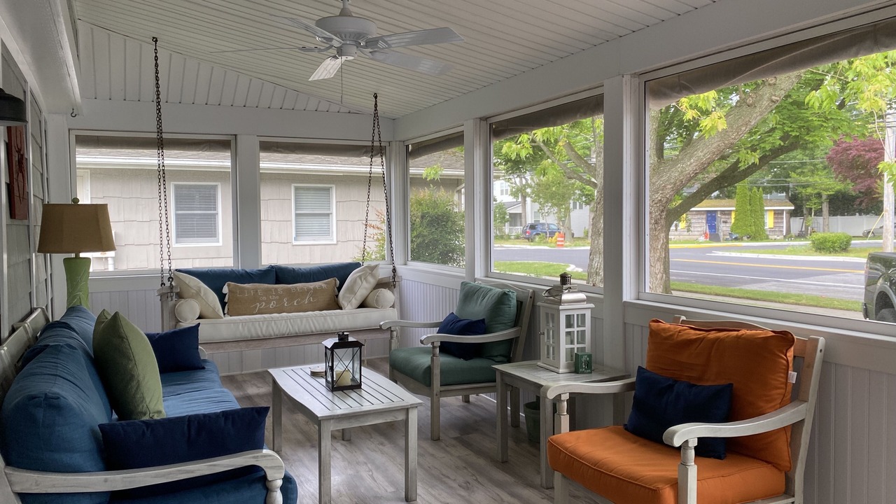 Photo of Livingroom in Country Club Estates